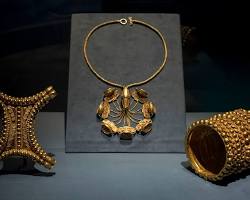 تاریخچه طلای زرد